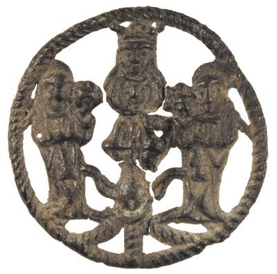 Badge with Mary with Christ-child between two women with children on their arms 